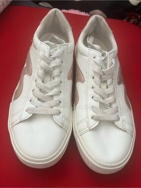 Blowfish Malibu White & Rose Gold Metallic Sneakers Size 38 (US 7.5/8)